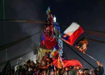 Chile. “No basta con votar”