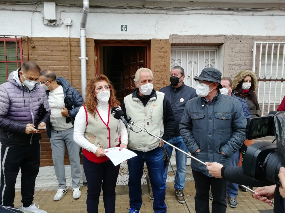 Suspendido sin fecha el desahucio promovido por la Caja Rural en la barriada de la Paz, zona norte de Granada