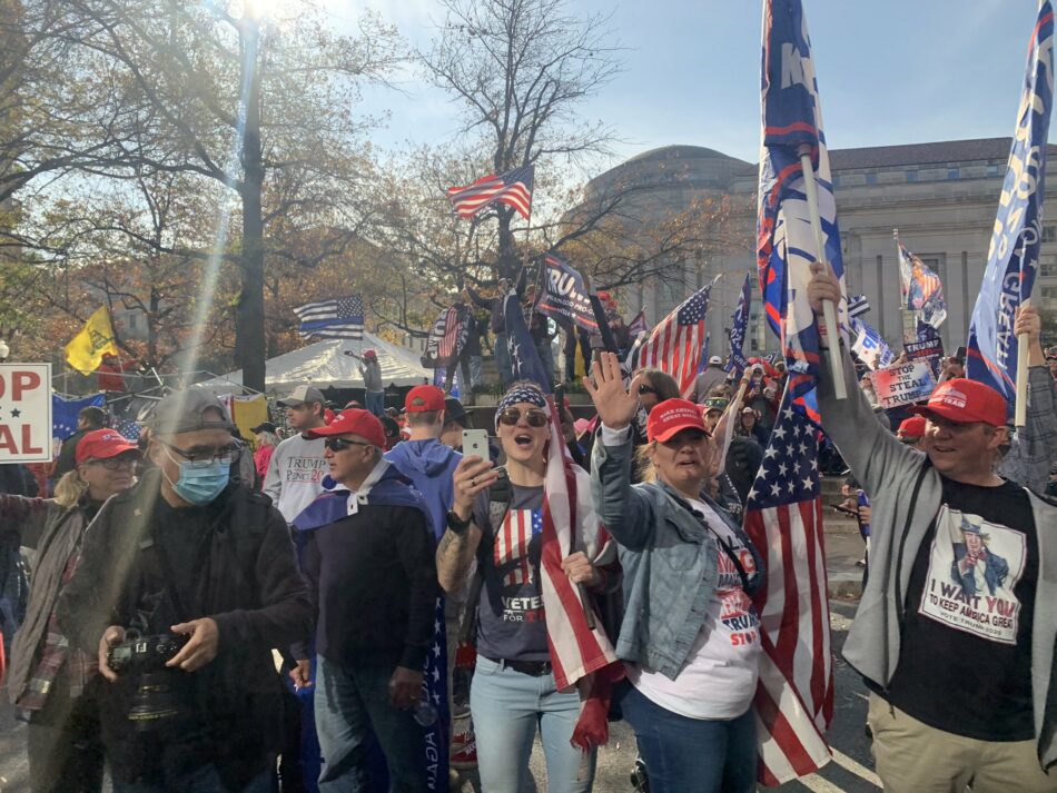 La manifestación de seguidores de Trump en Washington acaba con disturbios y enfrentamientos