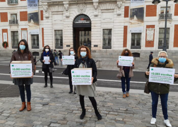 Son ya más de 10.000 profesionales los que se niegan a ser trasladados al Hospital Enfermera Isabel Zendal