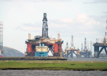Miembros del Parlamento Europeo piden abandonar el Tratado sobre la Carta de la Energía