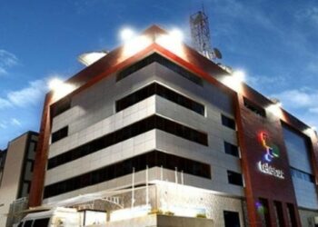 Señal de Telesur regresa a televisión de Bolivia