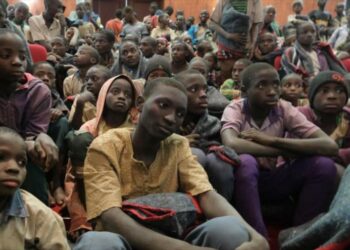 Frustran un nuevo secuestro de 80 estudiantes en Nigeria