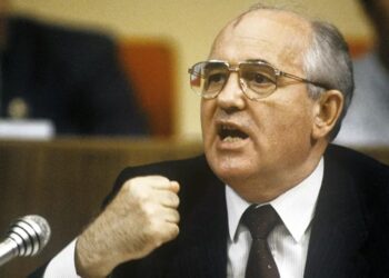 Cómo la epidemia secesionista acabó con la URSS: las crónicas de la caída del gigante comunista