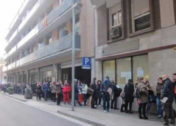 Unidas Podemos urge a solucionar el colapso en las citas de extranjería que vulneran los derechos de personas migrantes