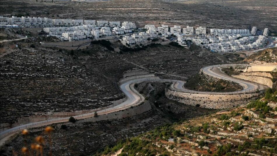 Usurpación, anexión e ilegalidad: Autopistas hacia la anexión israelí de Cisjordania ocupada