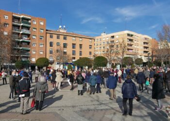 Los puestos de 37 trabajadores de los centros de mayores de Móstoles, en el aire por un error del Ayuntamiento