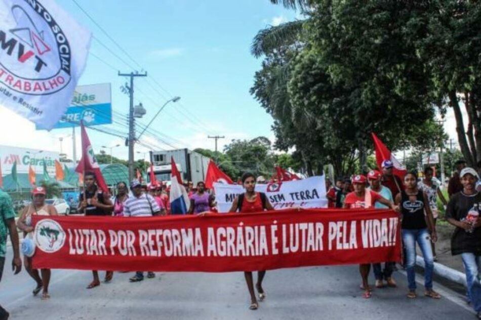 Débora Nunes (MST): «La mejor manera de enfrentar la violencia de los latifundios es luchar por la democratización de la tierra»