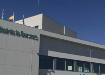 «Nos discriminan: el Servicio de Urgencias de Nuestro Hospital de la Serranía carece de doble acceso y circuito para covid-19 y no covid-19»