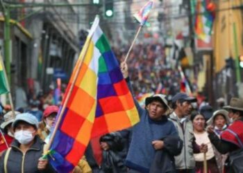 Inicia en Bolivia pago del bono contra el hambre