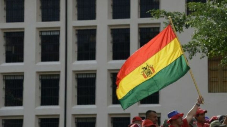 Bolivia dispone decretos para indultar a procesados por Gobierno de facto