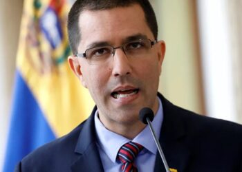 Venezuela entrega nota de protesta a Reino Unido en rechazo a su política injerencista