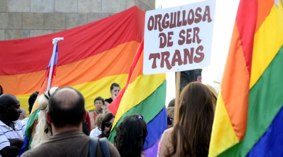 Colectivos y activistas feministas se unen por la defensa de los derechos de las personas trans