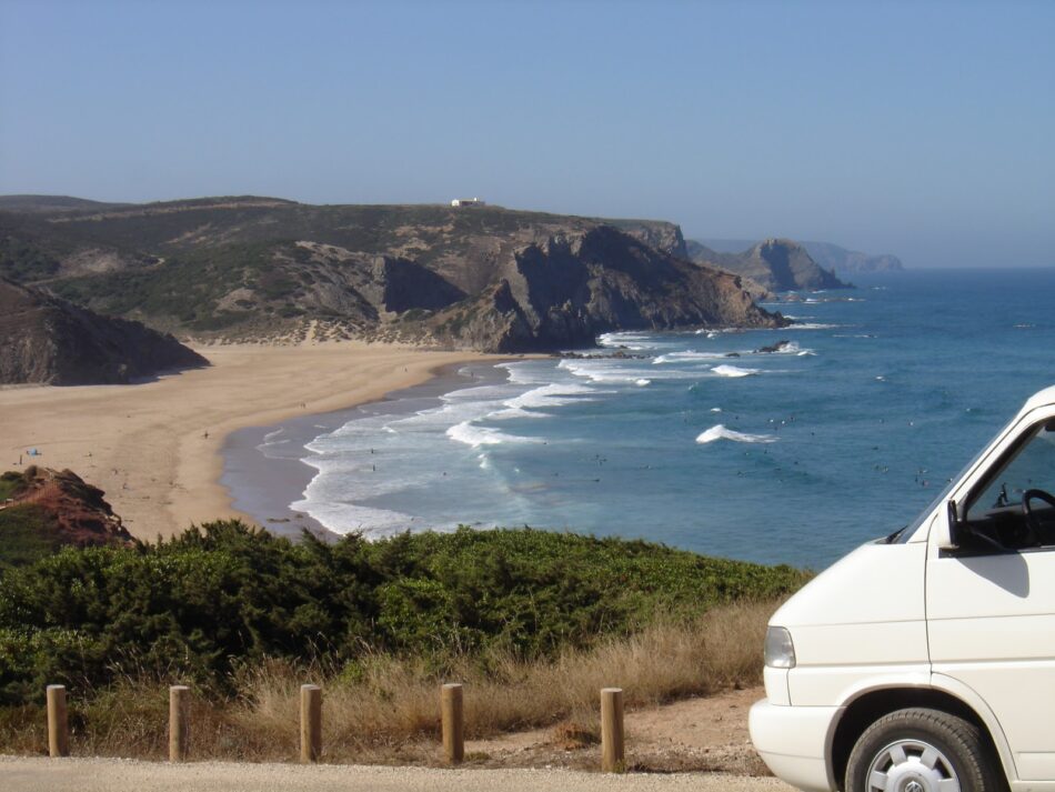 Portugal prohíbe la pernocta libre de autocaravanas y campers con multas de 60 a 600 euros