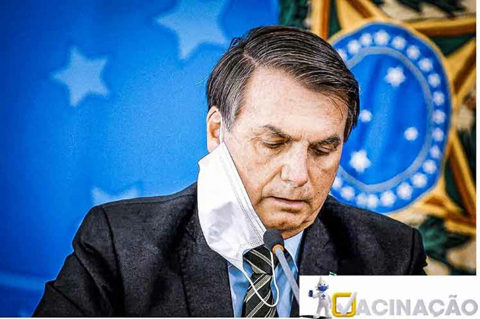 Denuncian a Bolsonaro en Brasil por atraso en inmunización