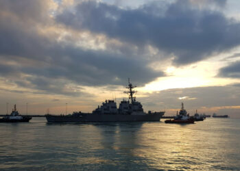 Aumento de la tensión entre Estados Unidos y China tras el paso de dos destructores estadounidenses por el estrecho de Taiwán