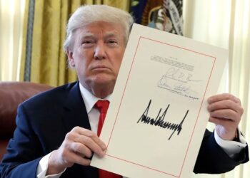 Trump aumentón en 7,8 billones la deuda pública de Estados Unidos