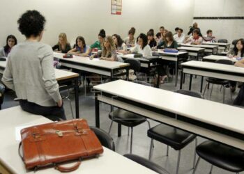 La Confederación de STEs-i sigue urdiendo una solución al Ministerio de Educación sobre el profesorado técnico de FP