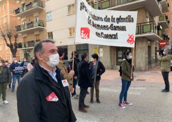 Enrique Santiago invita al Congreso a representantes de la plantilla de Siemens Gamesa para exponer su rechazo al cierre de la planta