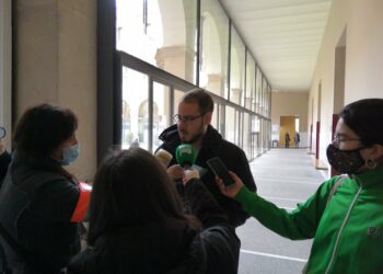 Pablo Hasel: «Estoy encerrado junto a bastantes solidarios en la Universitat de Lleida, tendrán que reventarla para detenerme y encarcelarme»