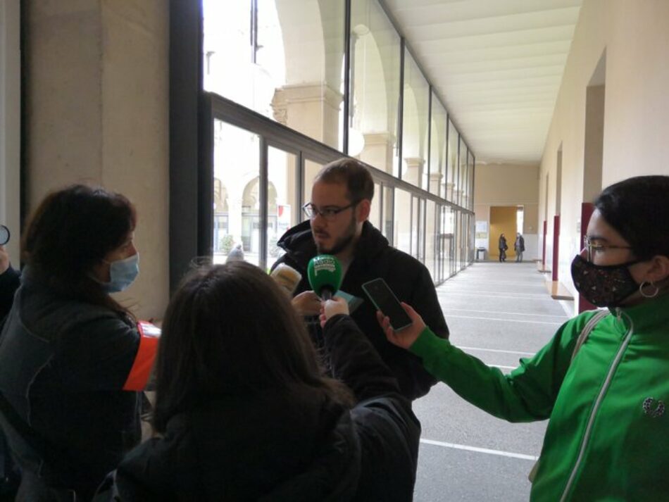 Pablo Hasel: «Estoy encerrado junto a bastantes solidarios en la Universitat de Lleida, tendrán que reventarla para detenerme y encarcelarme»