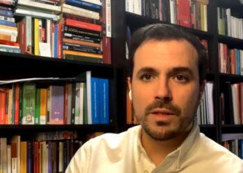 Garzón sitúa la libertad de expresión como un “pilar fundamental” de la democracia al margen de que la utilicen “quienes tienen convicciones y gustos distintos a los nuestros”