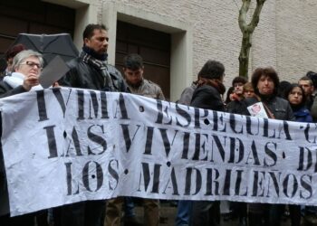 «Ayuso tiene que dejar de eludir las sentencias judiciales y proceder ya a la recuperación de las 3.000 viviendas del IVIMA»