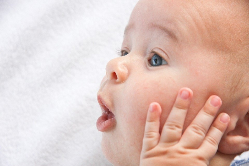 ¿Cómo cuidar la piel de los bebés adecuadamente