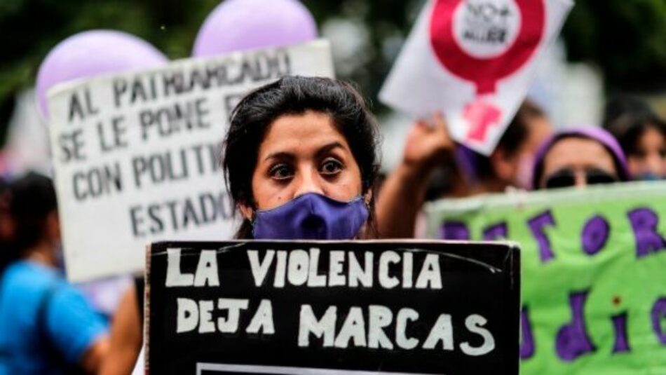 Argentinas se manifiestan en contra de la violencia machista