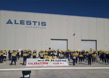 Piden readmisión de todos los trabajadores despedidos en Alestis Aerospace