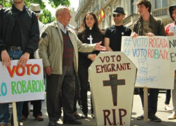 La eliminación del voto rogado propuesta por Unidas Podemos «pondrá fin a una lacra democrática histórica hacia la emigración»