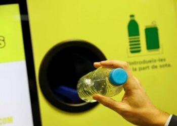 Ecoembes pretende que su nuevo sistema de devolución de envases Reciclos se pague con dinero público