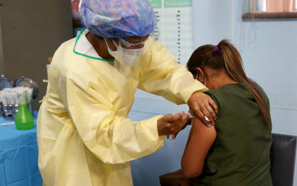 La nueva suspensión de la vacunación genera gran malestar entre las enfermeras de los Centros de Salud