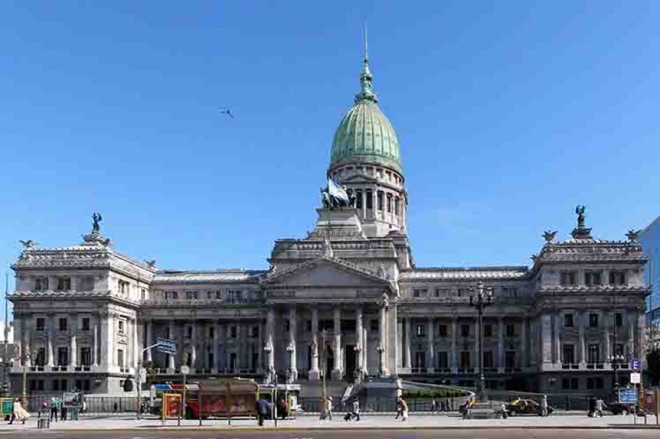 A debate en Senado argentino impuesto a las ganancias
