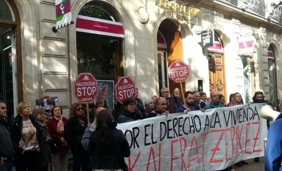 PCE-EPK respalda la iniciativa vasca por la vivienda que lucha por hacer efectivo el derecho a una vivienda digna