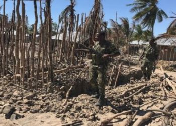 La guerra incendia el norte de Mozambique