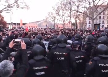 Manifestación en Madrid por la libertad de expresión ante un gran despliegue policial