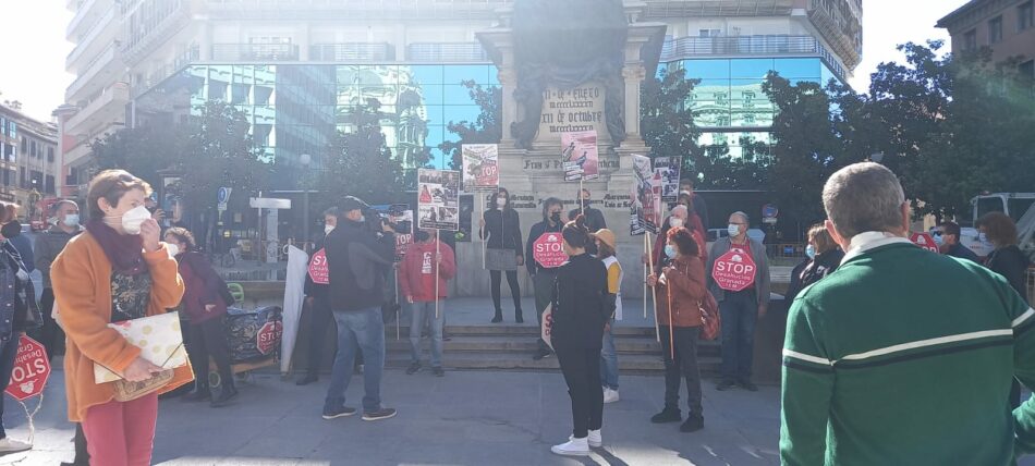 Stop Desahucios Granada 15M: «Por unas prácticas bancarias transparentes y unas soluciones reales para las familias con problema del pago de la hipoteca»