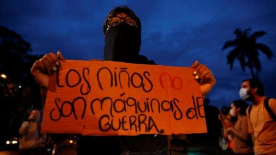 Autoridades colombianas admiten una menor entre las víctimas de bombardeo