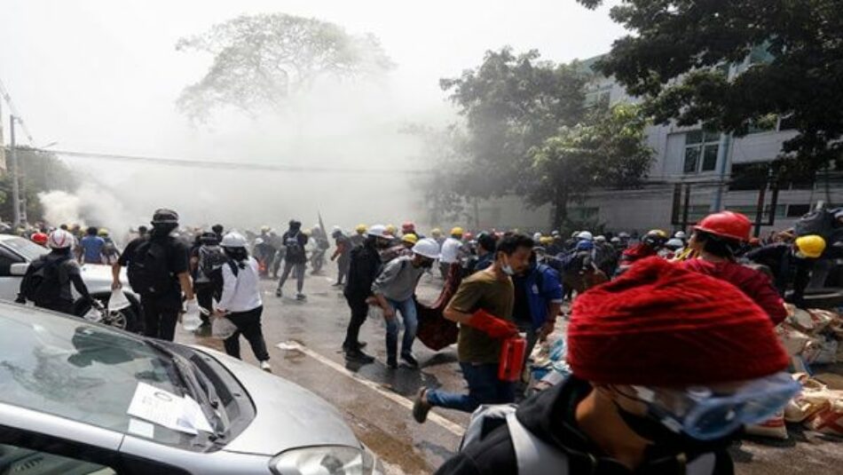 Represión en Myanmar deja al menos seis manifestantes muertos