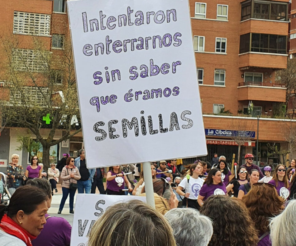 La FRAVM pide a la Delegación del Gobierno que rectifique y permita los actos del 8M en Madrid