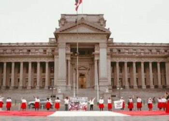 Fiscalía peruana acusa a Fujimori por esterilizaciones