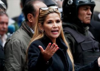 Desde Bolivia se alerta de que Áñez quiere escaparse de la cárcel