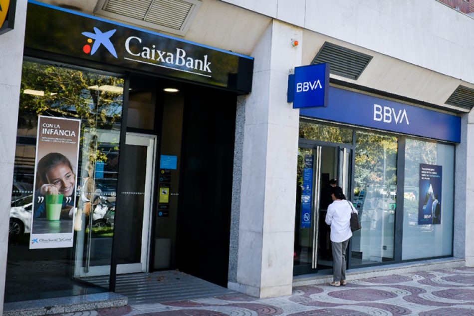 La banca española propone más de 18 mil despidos en plena pandemia mientras directivos y accionistas se reparten dividendos