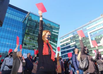 Más de 60.000 personas se oponen al proyecto de Rio Tinto para abrir una mina de litio en el valle serbio del Jadar