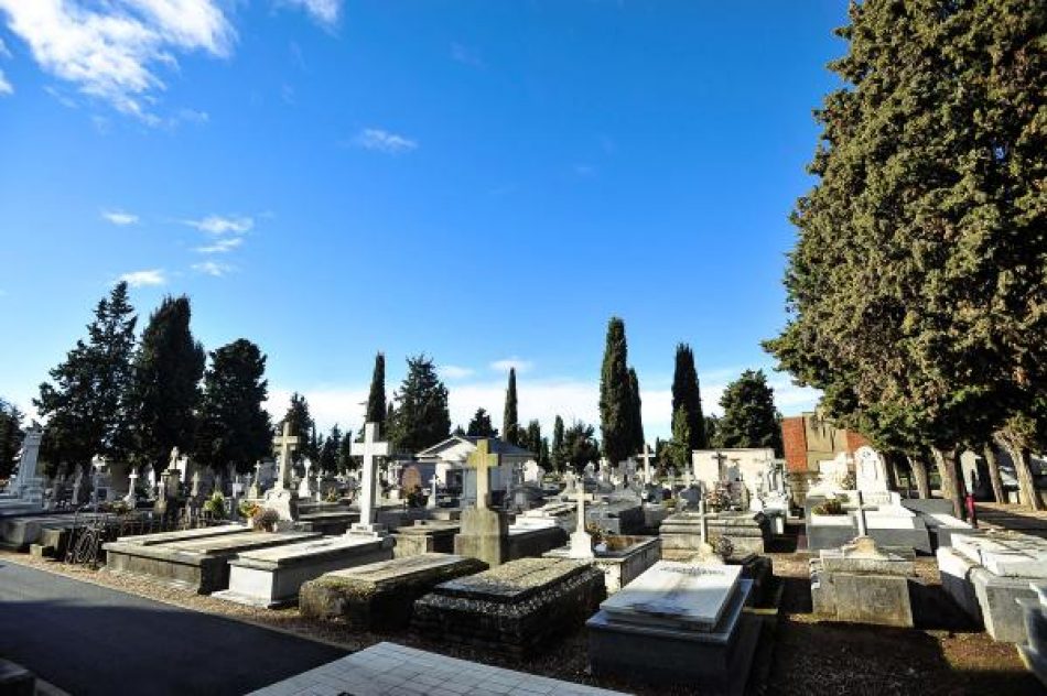 El Foro por la Memoria de León denuncia que SERFUNLE no ha finalizado el Monumento a los fusilados del cementerio de León, a pesar de haberlo aprobado por unanimidad hace un año