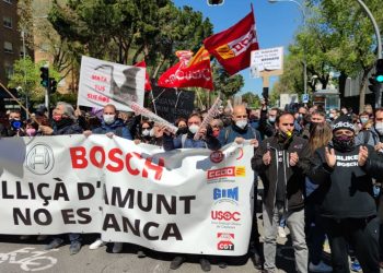 Enrique Santiago denuncia el “proceso claro de deslocalización” de Bosch en España y advierte de que para impedir cierres así “es imprescindible avanzar en la reforma laboral”