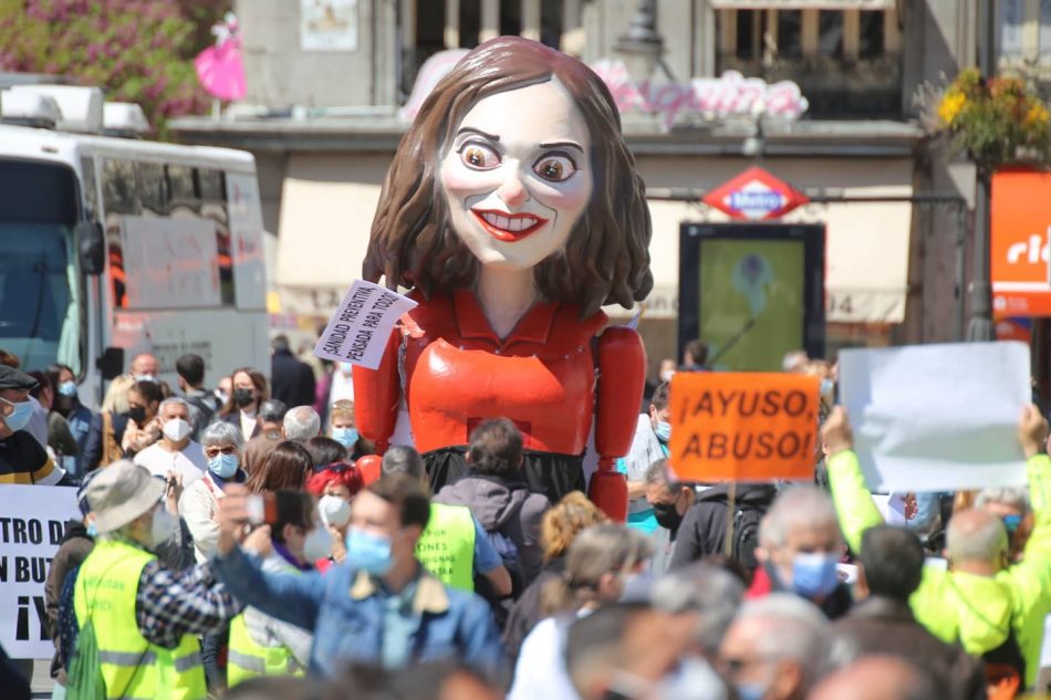 La Marea Blanca reclama políticas sanitarias coherentes frente a la pandemia en Madrid