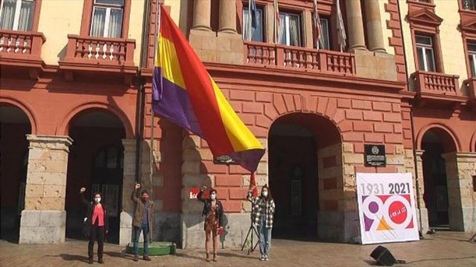 El PCE-EPK reprocha la actitud del PNV y EH Bildu impidiendo un reconocimiento del Parlamento Vasco a la II República en su 90 aniversario