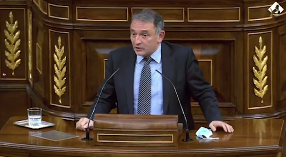 Enrique Santiago advierte de que la propuesta penitenciaria del PP “se aparta del modelo constitucional” y denuncia que busca la “pérdida de neutralidad y una institución más politizada”